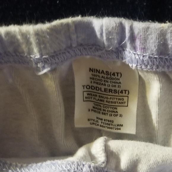 Beautiful Frozen kids pjs- top & pants - Picture 5 of 7